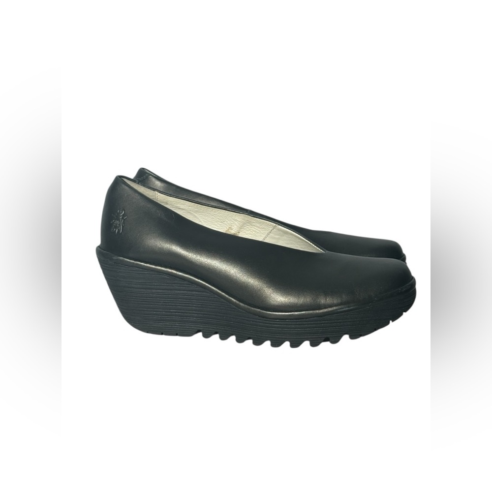 Fly London Yas Leather Wedges